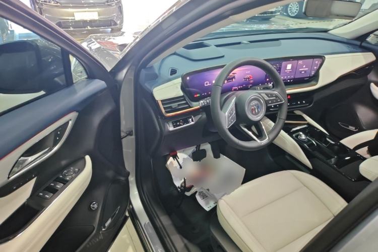 Used Buick Envision 2025 Encore Plus Four-Wheel Drive Avenir Driver Seat