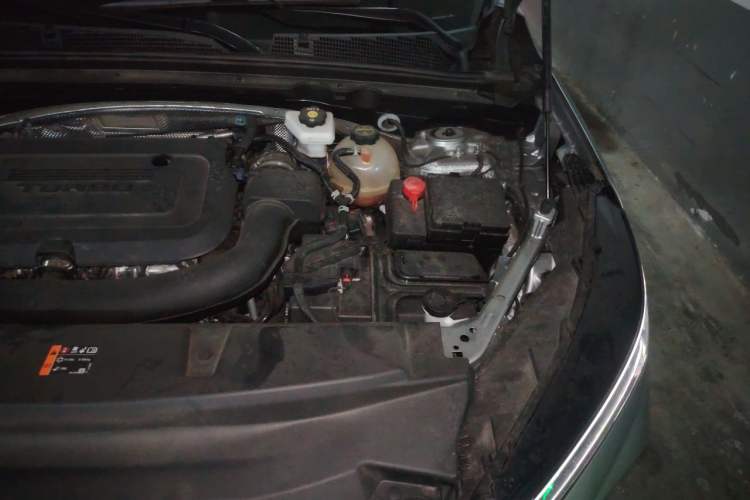 Used Buick Envision 2025 Encore Plus 28T Two-Wheel-Drive Platinum Edition Engine Bay Left