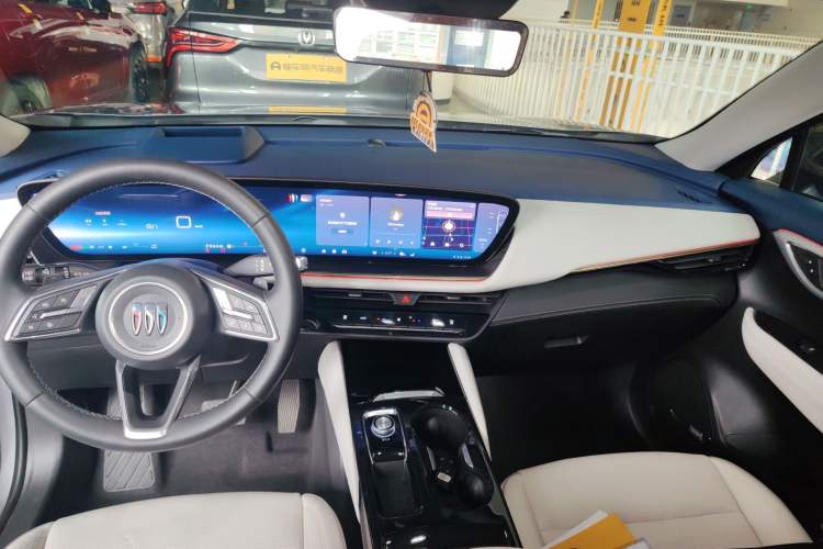 Used Buick Envision 2025 Encore Plus Four-Wheel Drive Avenir Gear Lever