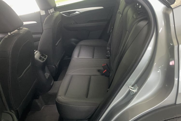 Used Buick Envision 2025 25T Entry-Grade Platinum Edition Interior 1