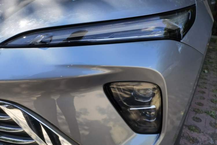Used Buick Envision 2025 25T Entry-Grade Platinum Edition Left Front Headlight