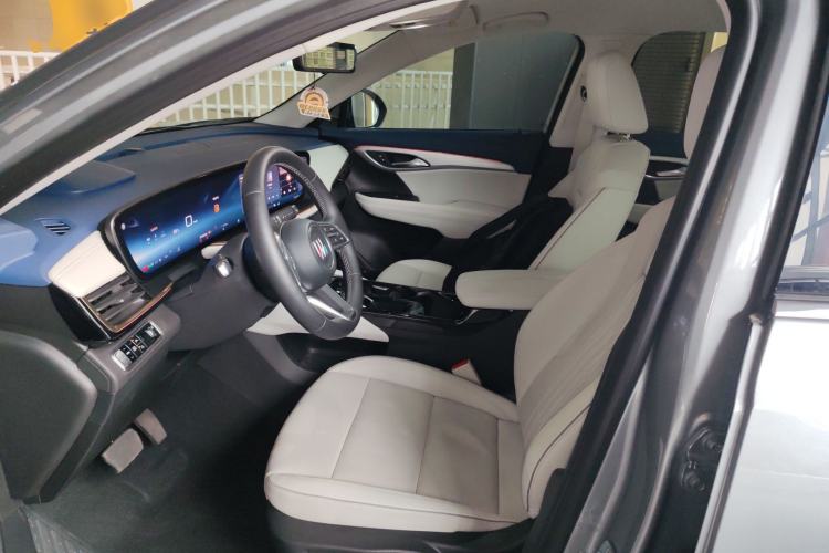Used Buick Envision 2025 Encore Plus Four-Wheel Drive Avenir Left Front Seat