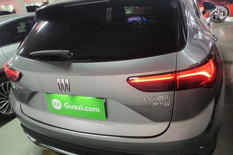 Used Buick Envision 2025 25T Entry-Grade Platinum Edition Rear
