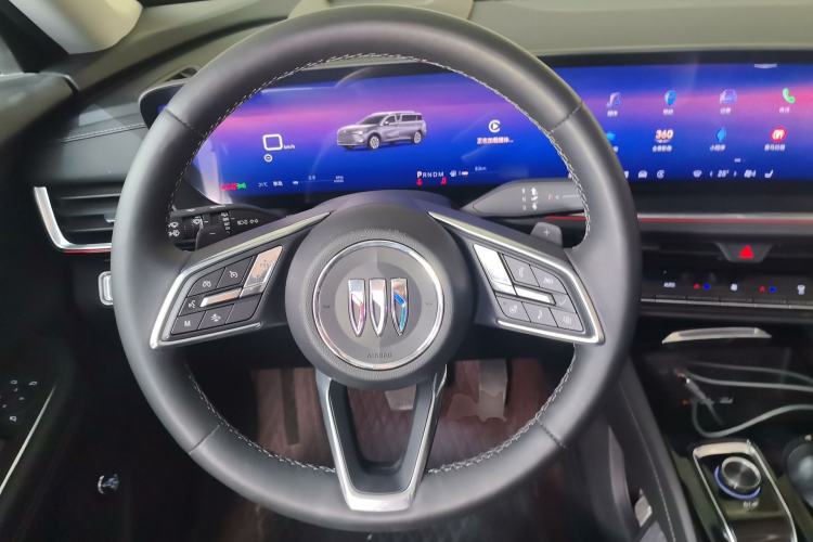 Used Buick Envision 2025 Encore Plus 28T Two-Wheel-Drive Platinum Edition Steering Wheel