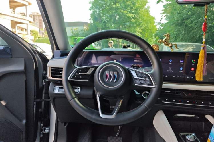 Used Buick Envision 2025 Encore Plus Four-Wheel Drive Avenir Steering Wheel