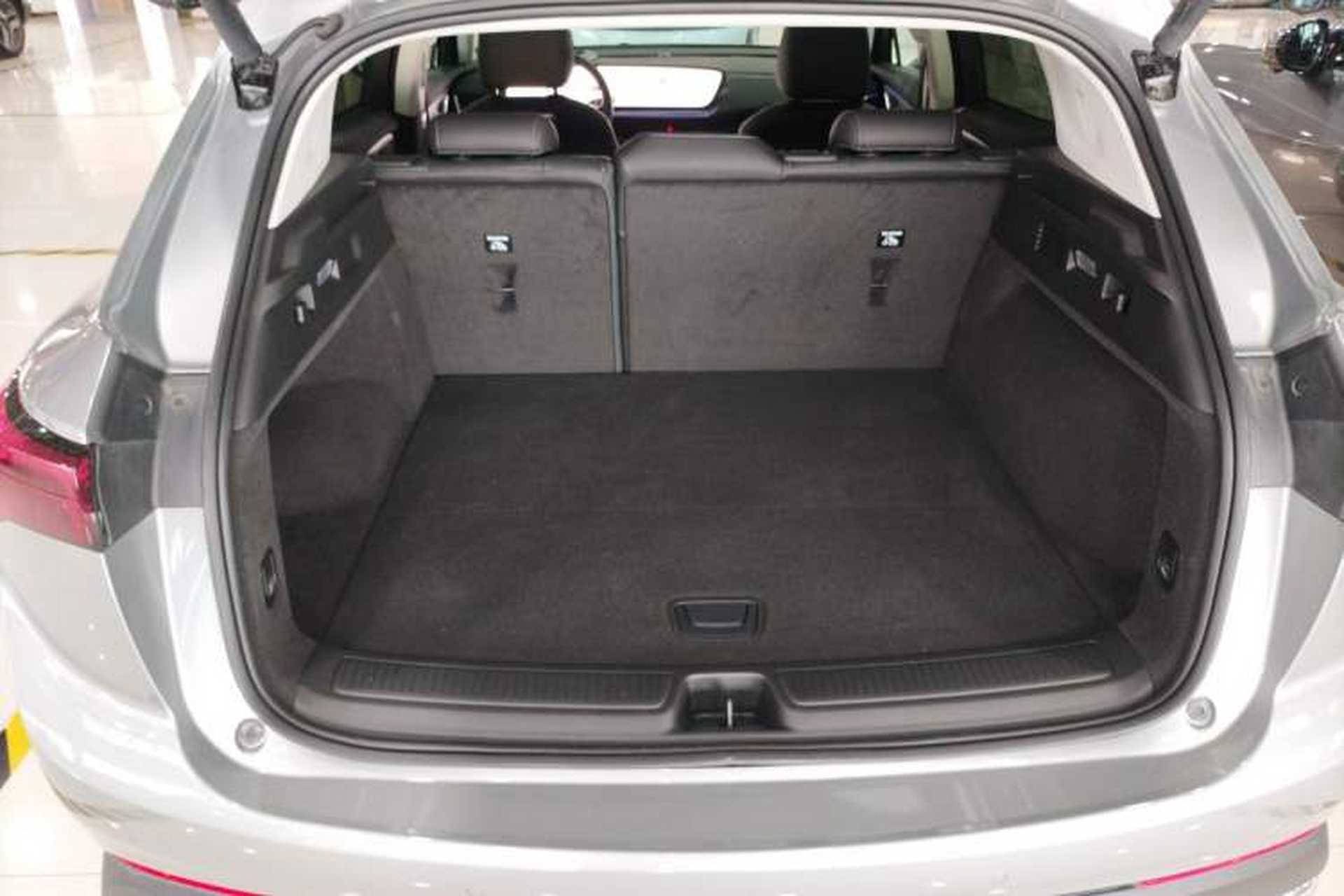 Used Buick Envision 2025 25T Entry-Grade Platinum Edition Trunk