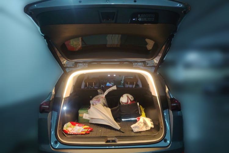 Used Buick Envision 2025 Encore Plus 28T Two-Wheel-Drive Platinum Edition Trunk