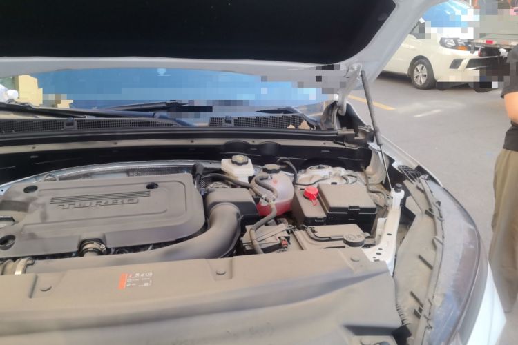 Used Buick Envision 2025 Encore Plus 28T Two-Wheel-Drive Platinum Edition Engine Bay Left