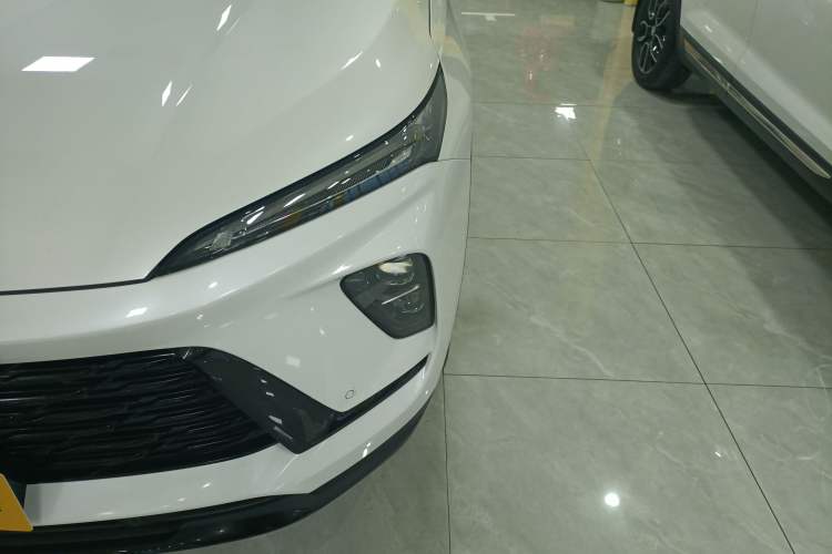 Used Buick Envision 2025 Encore Plus 28T Two-Wheel-Drive Platinum Edition Left Front Headlight