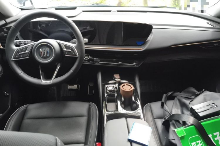 Used Buick Envision 2026 Model Equinox Plus Four-Wheel-Drive Avenir Aivia Center Console