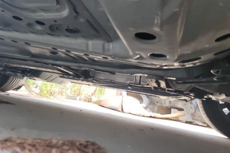 Used Buick Envision 2026 Model Equinox Plus 28T Two-Wheel-Drive Platinum Edition Chassis Front Right