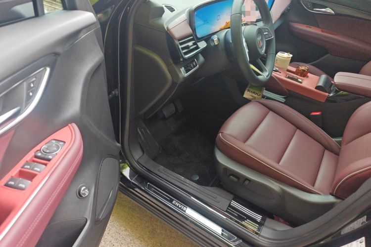 Used Buick Envision 2026 Model Equinox Plus 28T Two-Wheel-Drive Platinum Edition Driver Seat