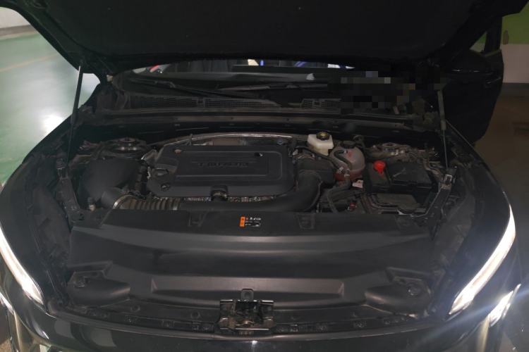 Used Buick Envision 2026 Model Equinox Plus Four-Wheel-Drive Avenir Aivia Engine Bay