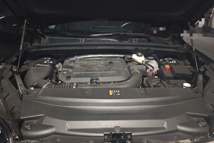 Used Buick Envision 2026 Model Equinox Plus 28T Two-Wheel-Drive Platinum Edition Engine Bay