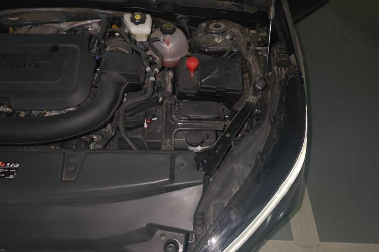 Used Buick Envision 2026 Model Equinox Plus Four-Wheel-Drive Avenir Aivia Engine Bay Left