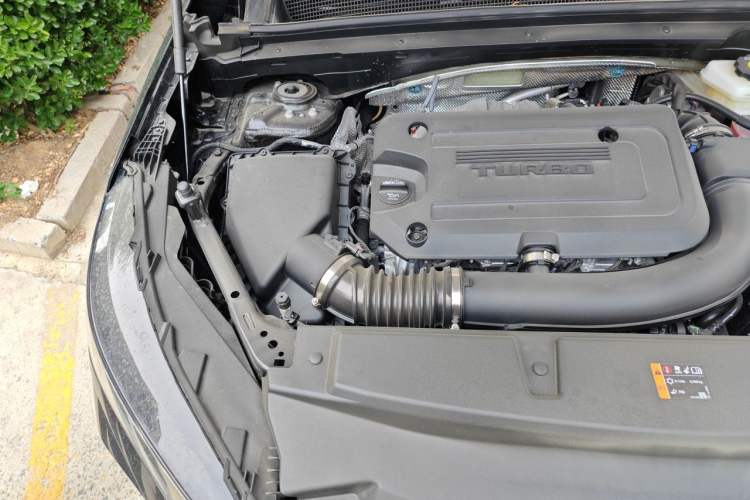 Used Buick Envision 2026 Model Equinox Plus Four-Wheel-Drive Avenir Aivia Engine Bay Right