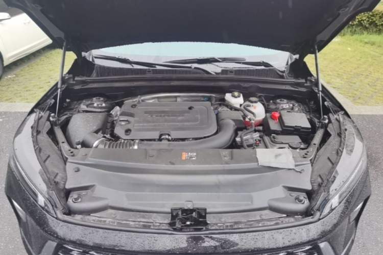 Used Buick Envision 2026 Model Equinox Plus Four-Wheel-Drive Avenir Aivia Engine Bay