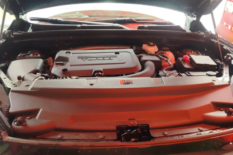 Used Buick Envision 2026 Model Equinox Plus 28T Two-Wheel-Drive Platinum Edition Engine Bay
