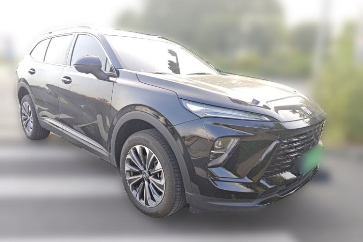 Used Buick Envision 2026 Model Equinox Plus 28T Two-Wheel-Drive Platinum Edition Front Right 45 Deg