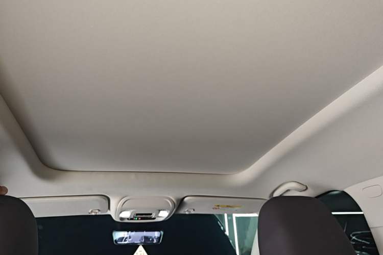Used Buick Envision 2026 Model Equinox Plus 28T Two-Wheel-Drive Platinum Edition Headliner
