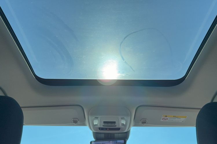 Used Buick Envision 2026 Model Equinox Plus 28T Two-Wheel-Drive Platinum Edition Headliner