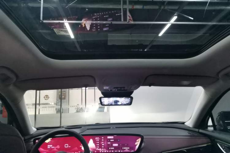 Used Buick Envision 2026 Model Equinox Plus 28T Two-Wheel-Drive Platinum Edition Headliner