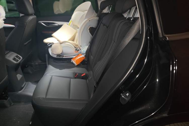 Used Buick Envision 2026 Model Equinox Plus Four-Wheel-Drive Avenir Aivia Left Rear Seat