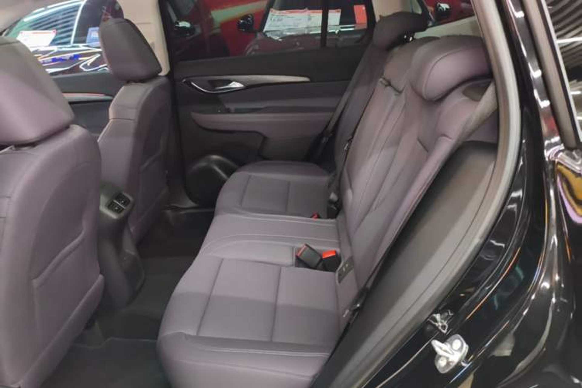 Used Buick Envision 2026 Model Equinox Plus 28T Two-Wheel-Drive Platinum Edition Left Rear Seat