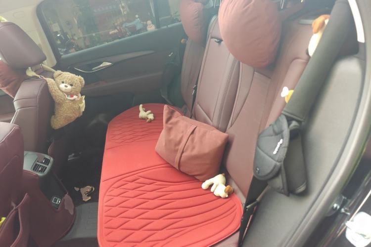 Used Buick Envision 2026 Model Equinox Plus 28T Two-Wheel-Drive Platinum Edition Left Rear Seat