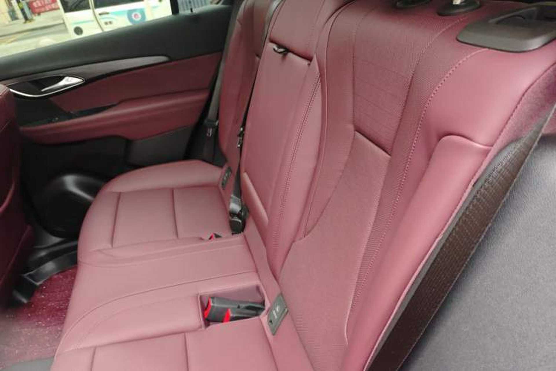 Used Buick Envision 2026 Model Equinox Plus 28T Two-Wheel-Drive Platinum Edition Left Rear Seat