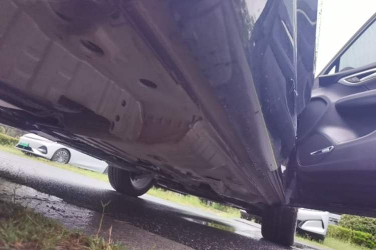 Used Buick Envision 2026 Model Equinox Plus Four-Wheel-Drive Avenir Aivia Right Side Sill