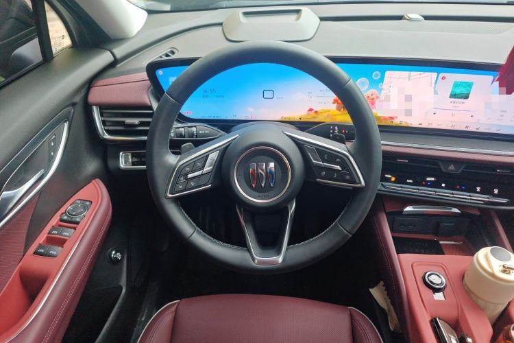 Used Buick Envision 2026 Model Equinox Plus 28T Two-Wheel-Drive Platinum Edition Steering Wheel