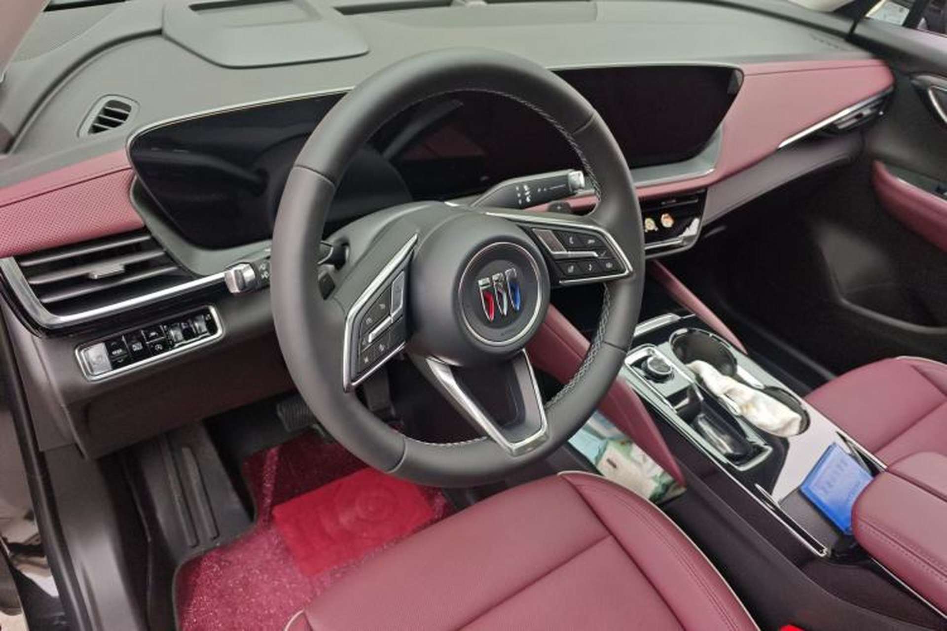 Used Buick Envision 2026 Model Equinox Plus 28T Two-Wheel-Drive Platinum Edition Steering Wheel