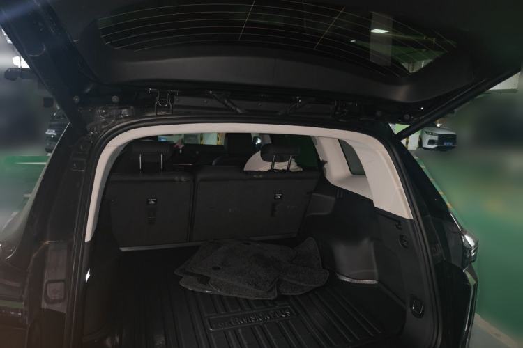 Used Buick Envision 2026 Model Equinox Plus Four-Wheel-Drive Avenir Aivia Trunk