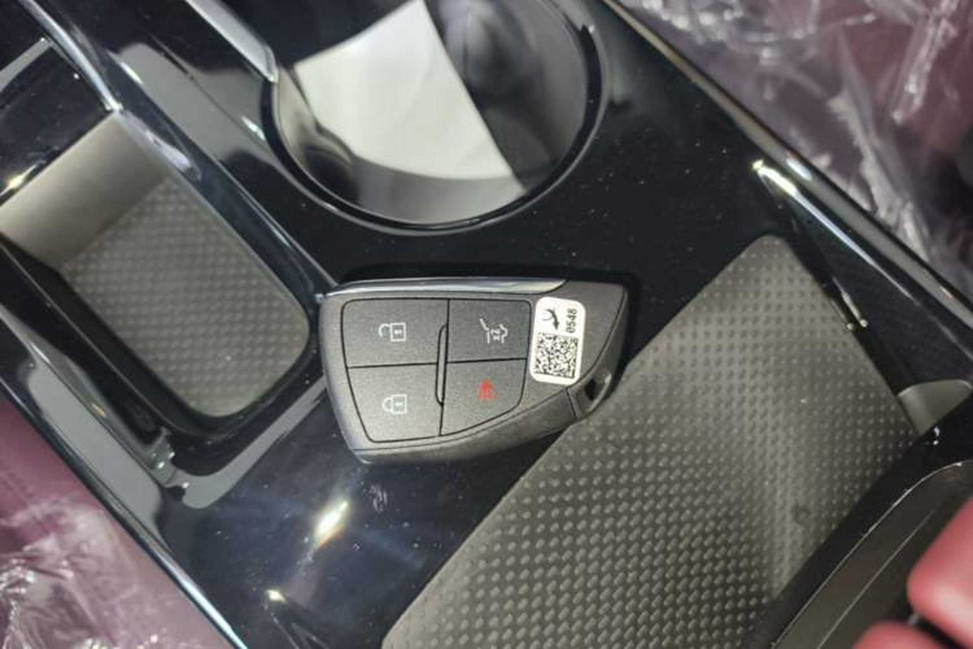 Used Buick Envision 2026 Model Equinox Plus 28T Two-Wheel-Drive Platinum Edition Vehicle Key