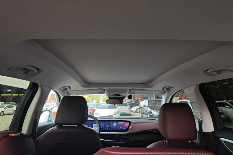 Used Buick Envision 2026 Model Range: Equinox S 25T Enjoyment Platinum Edition Headliner