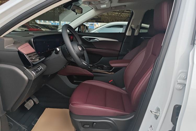 Used Buick Envision 2026 Model Range: Equinox S 25T Enjoyment Platinum Edition Left Front Seat