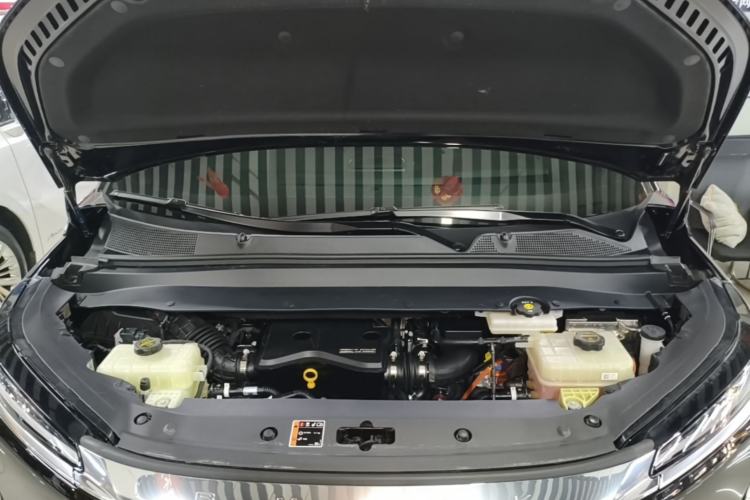 Used Buick Envision Family 2026 Luxury Edition Engine Bay