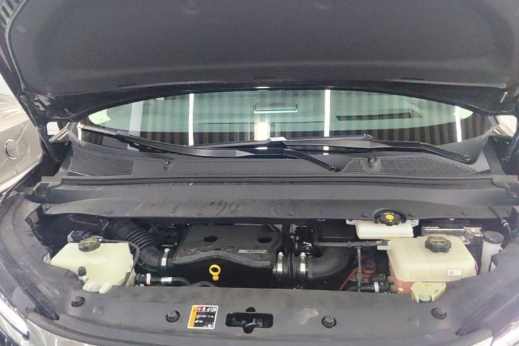 Used Buick Envision Family 2026 Luxury Edition Engine Bay