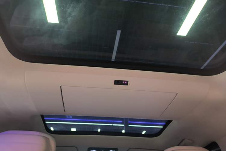 Used Buick Envision Family 2026 Luxury Edition Headliner
