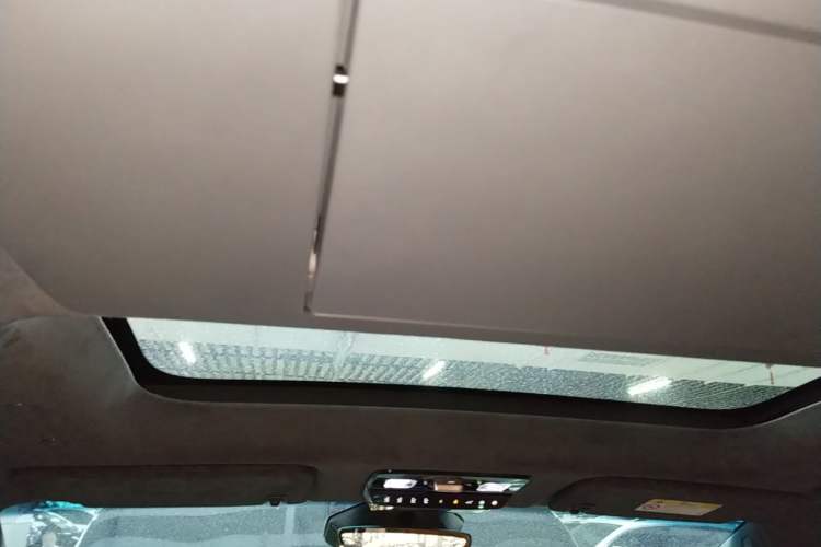 Used Buick Envision Family 2026 Luxury Edition Headliner