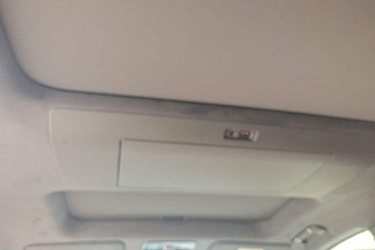Used Buick Envision Family 2026 Luxury Edition Headliner