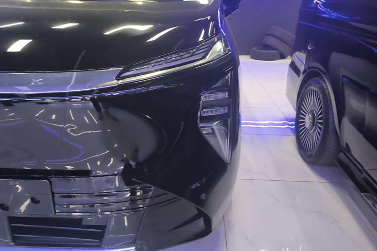 Used Buick Envision Family 2026 Luxury Edition Left Front Headlight