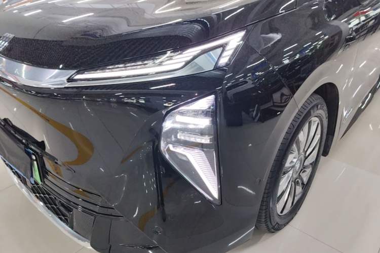 Used Buick Envision Family 2026 Luxury Edition Left Front Headlight