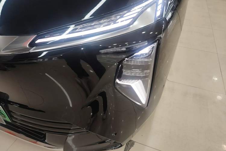 Used Buick Envision Family 2026 Luxury Edition Left Front Headlight