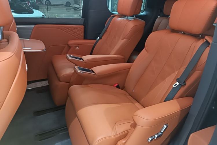Used Buick Envision Family 2026 Luxury Edition Left Rear Seat