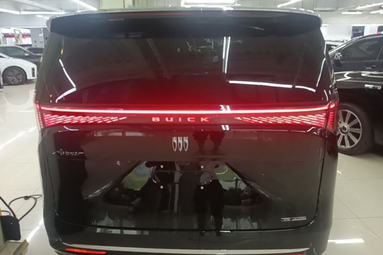 Used Buick Envision Family 2026 Luxury Edition Rear