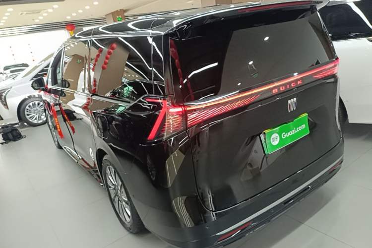 Used Buick Envision Family 2026 Luxury Edition Rear Left 45 Deg