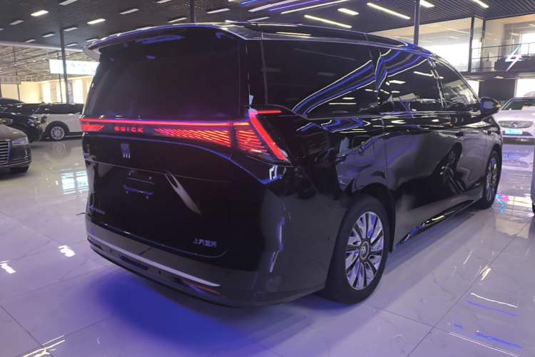 Used Buick Envision Family 2026 Luxury Edition Rear Right 45 Deg