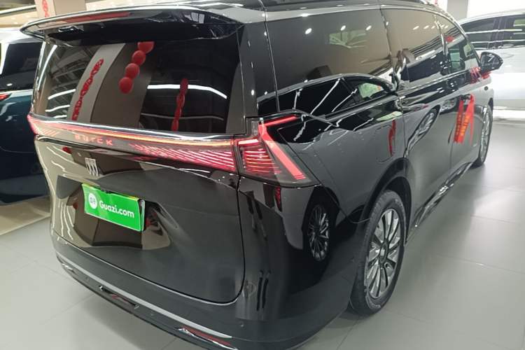 Used Buick Envision Family 2026 Luxury Edition Rear Right 45 Deg